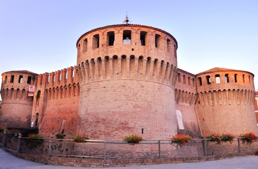 Segreti e misteri alla Rocca di Riolo: Incontra Caterina Sforza, la strega del Medioevo