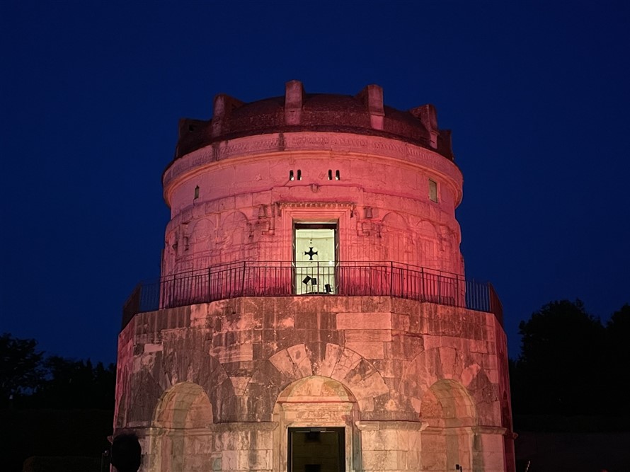 Teodorico 1500: Il Mausoleo era un monumento funebre per il re?